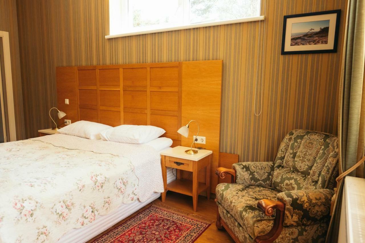 Hotel Vila Diemedis Паланга Экстерьер фото