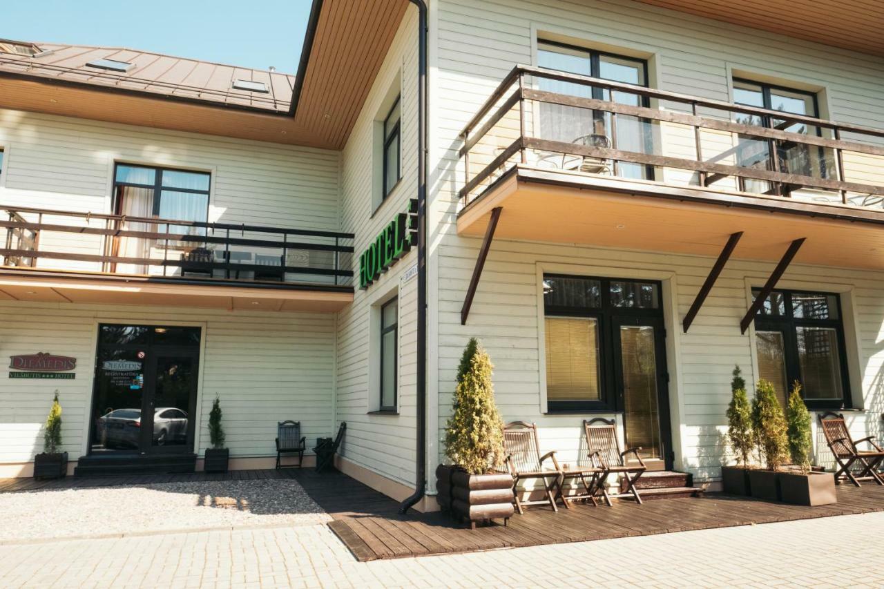 Hotel Vila Diemedis Паланга Экстерьер фото