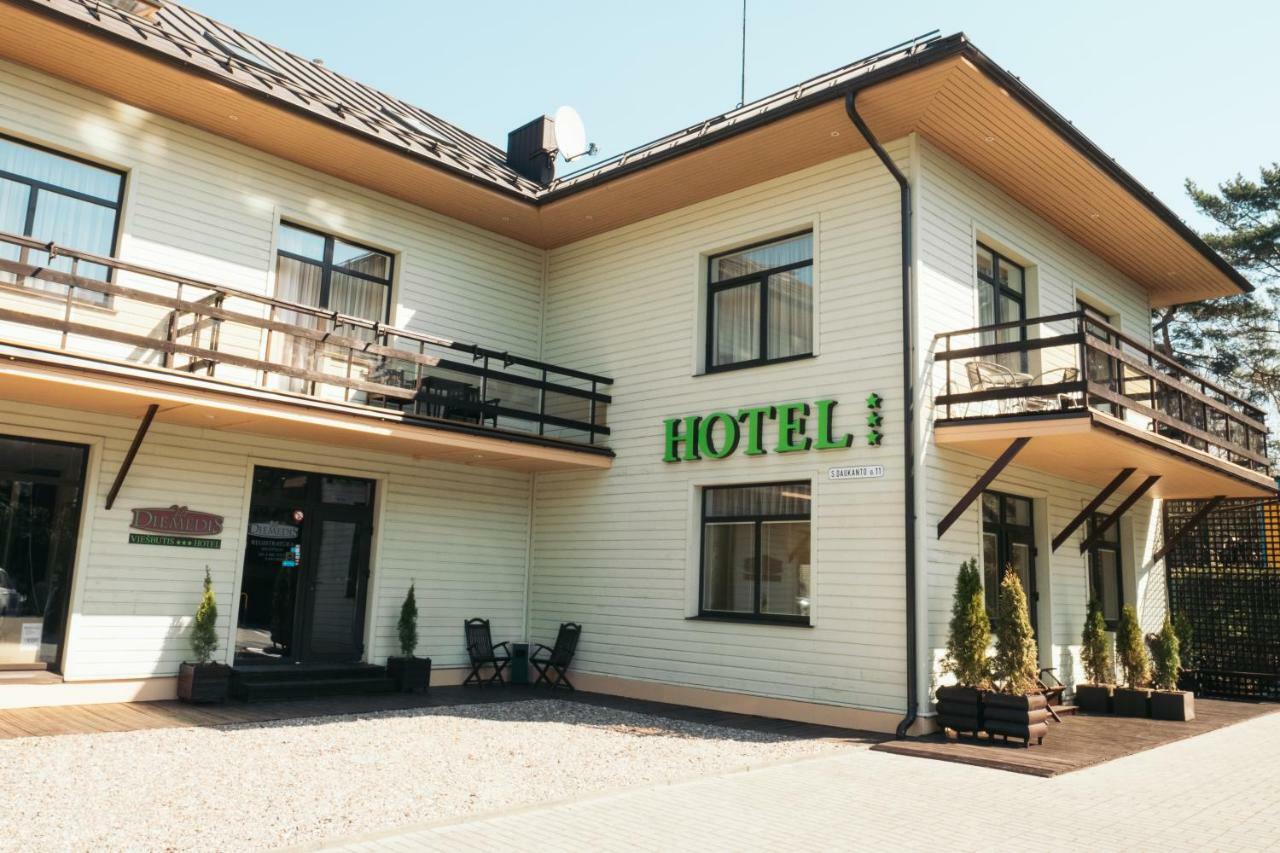 Hotel Vila Diemedis Паланга Экстерьер фото