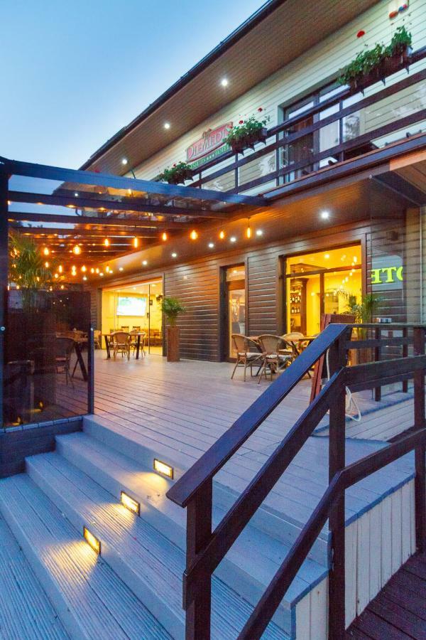 Hotel Vila Diemedis Паланга Экстерьер фото