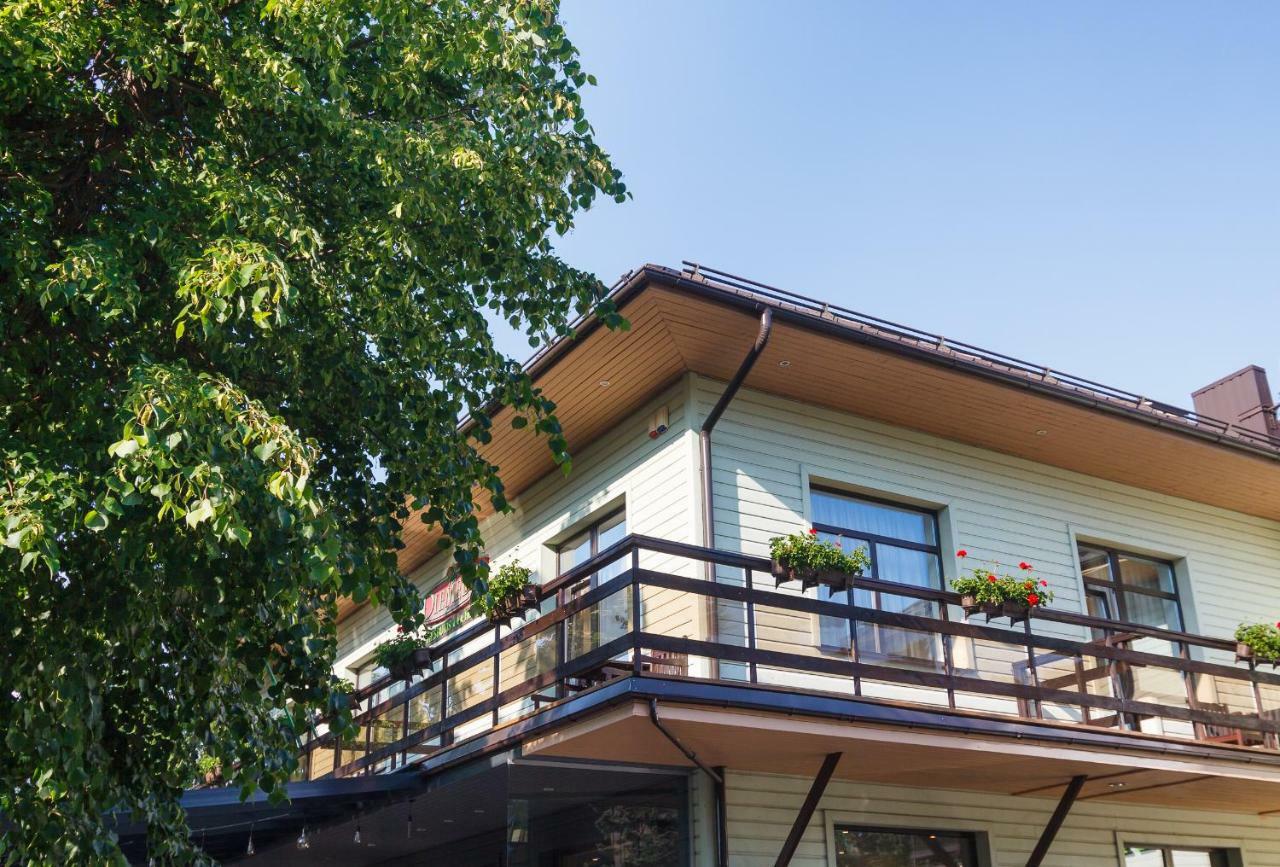 Hotel Vila Diemedis Паланга Экстерьер фото